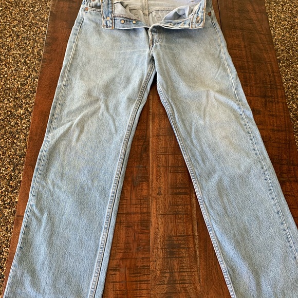 Vintage Levi’s 501’s - Picture 3 of 11